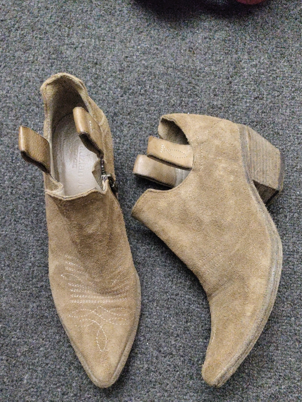 Fauzian Jounesse Taupe Suede Cowboy Ankle Booties